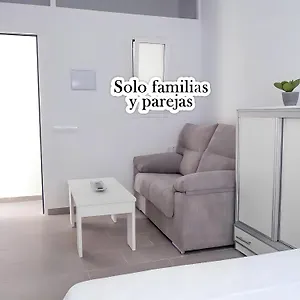  Apartamento Estudios Contemporaneos Y Centricos Solo Familias Parejas